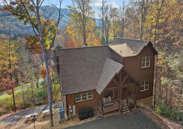 Photo 3 of Sale Pending at 2686 Sulpher Springs Way, Sevierville, TN 37862 | MLS# 1330216 | Listing updated on 2026-08-17