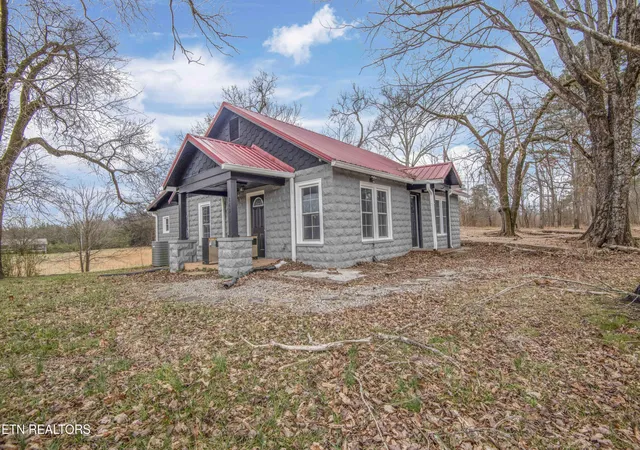 3rd image of 843 Asheville Hwy, Strawberry Plains, TN 37871 | MLS# 1329853