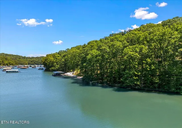 1st image of Shanghai Landing Ln #Lot 6, La Follette, TN 37766 | MLS# 1329868