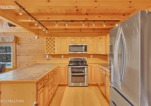 Photo 3 of Single family home for sale at 2164 Newt Huff Ln, Sevierville, TN 37862 | MLS# 1330147 | Listing updated on 2026-09-04