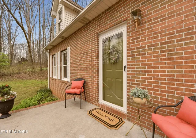 Photo 4 of Single family home for sale at 207 Strader Rd, Powell, TN 37849 | MLS# 1334287 | Listing updated on 2026-10-09