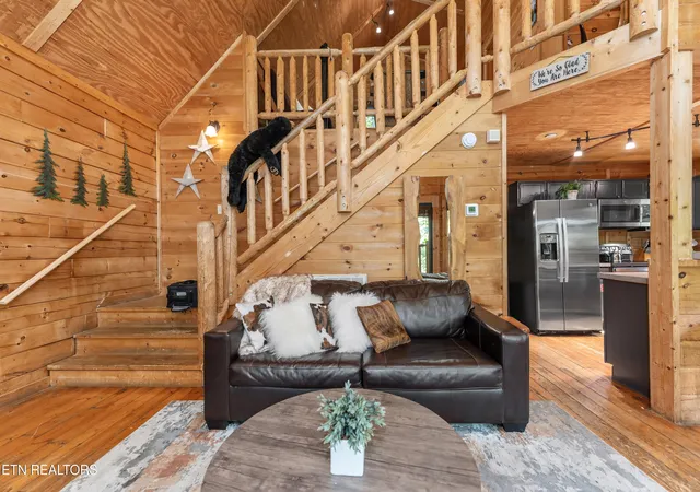 Photo 4 of Single family home for sale at 1820 Beach Front Dr, Sevierville, TN 37876 | MLS# 1347156 | Listing updated on 2026-09-24