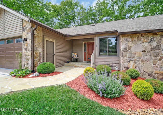 Homes for sale in Crossville, TN | 46 Heather Glen Cir, Crossville, TN 38558 | MLS# 1330270