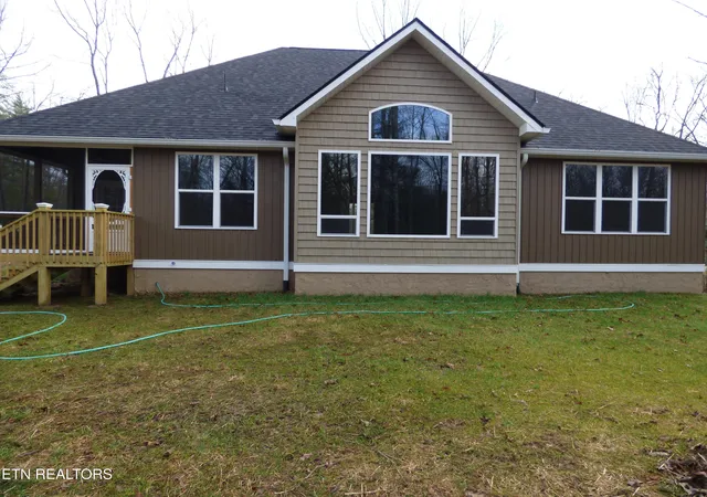 3rd image of 144 Hawes Cir, Crossville, TN 38558 | MLS# 1330260