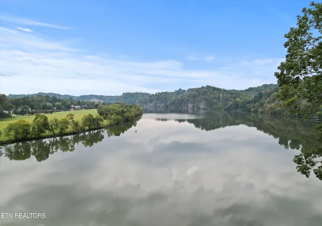 Photo 1 of Land for sale at 2101 Woodmere Ln, Knoxville, TN 37920 | MLS# 1330372 | Listing updated on 2026-08-01