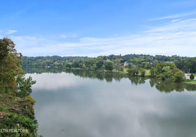 Photo 3 of Land for sale at 2101 Woodmere Ln, Knoxville, TN 37920 | MLS# 1330372 | Listing updated on 2026-08-01