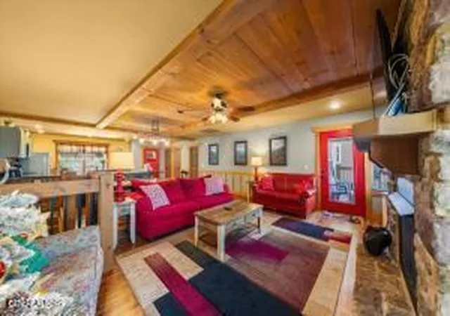 4th image of 712 Still Hill Wy, Gatlinburg, TN 37738 | MLS# 1330809