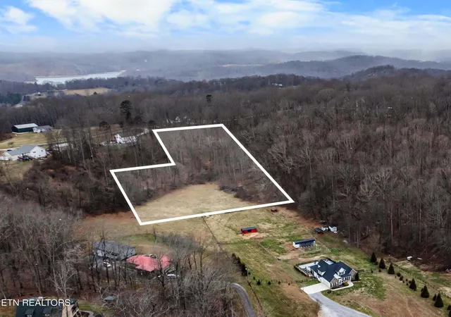 Photo 3 of Sale Pending at 138 Stooksbury Ln, Andersonville, TN 37705 | MLS# 1341774 | Listing updated on 2026-09-18