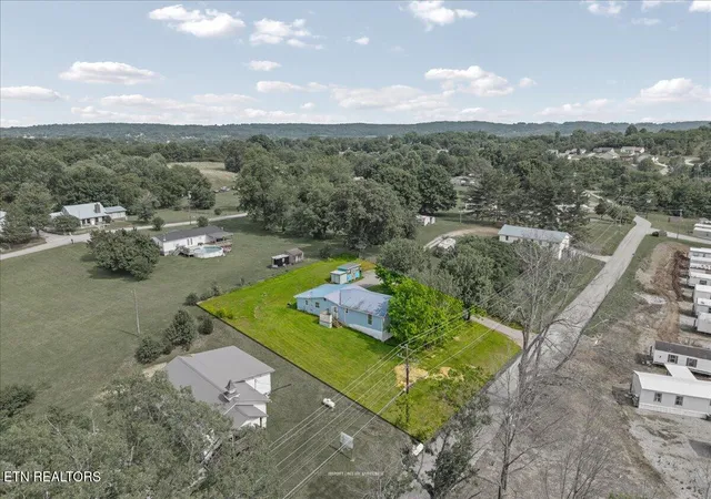 4th image of 142 North Point Rd, Sweetwater, TN 37874 | MLS# 1342418