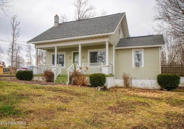 Homes for sale in Jamestown, TN | 124 Whited Ave, Jamestown, TN 38556 | MLS# 1330752