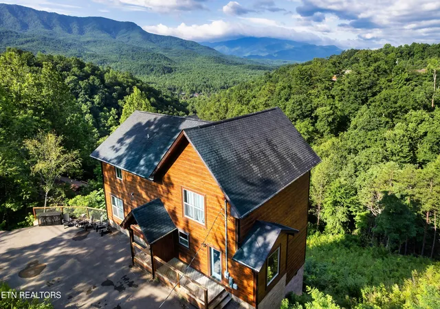 3rd image of 842 Vixen, Gatlinburg, TN 37738 | MLS# 1330848