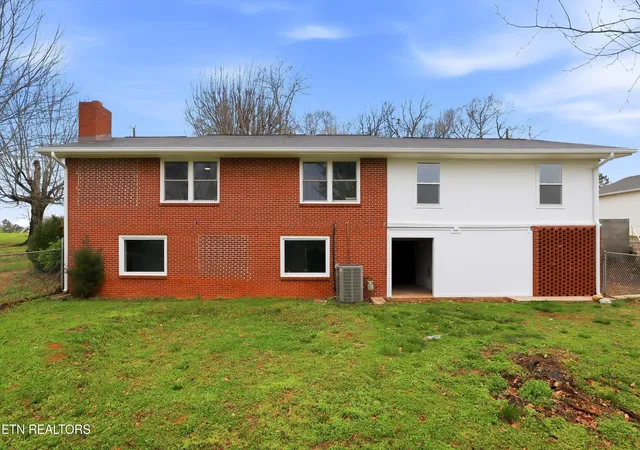 5th image of 531 Robinson Dr, Loudon, TN 37774 | MLS# 1333169