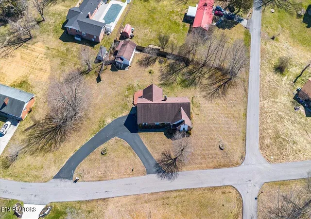 Photo 4 of Single family home for sale at 154 Scarlett Dr, La Follette, TN 37766 | MLS# 1331051 | Listing updated on 2026-06-01