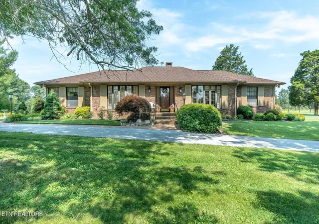Homes for sale in Corryton, TN | 8019 Washington Pike, Corryton, TN 37721 | MLS# 1331164