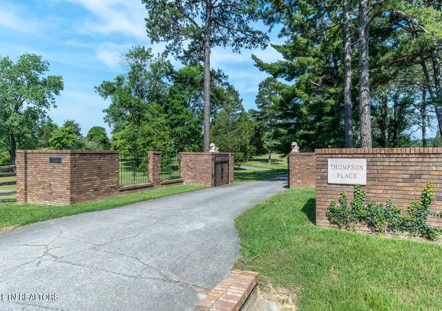 Homes for sale in Corryton, TN | 8019 Washington Pike, Corryton, TN 37721 | MLS# 1331164