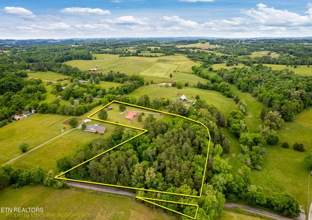 4th image of 1222 Mini Huskey Rd, Maryville, TN 37801 | MLS# 1339996