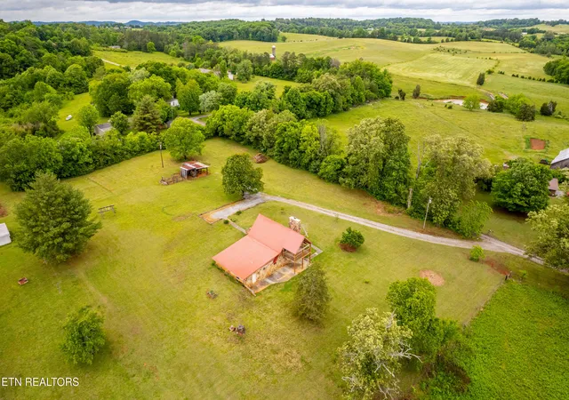 5th image of 1222 Mini Huskey Rd, Maryville, TN 37801 | MLS# 1339996