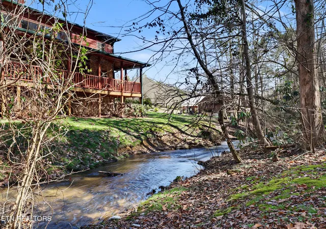 Photo 4 of Single family home for sale at 2673 Cedar Fls Way, Sevierville, TN 37862 | MLS# 1331263 | Listing updated on 2026-08-27