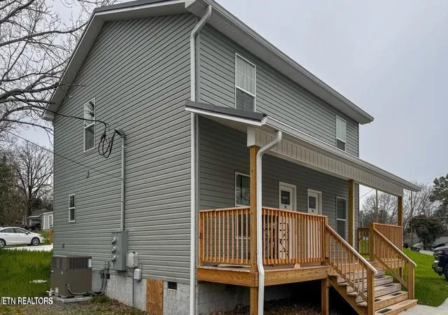 2nd image of 141/143 Oak Street, Athens, TN 37303 | MLS# 1331684