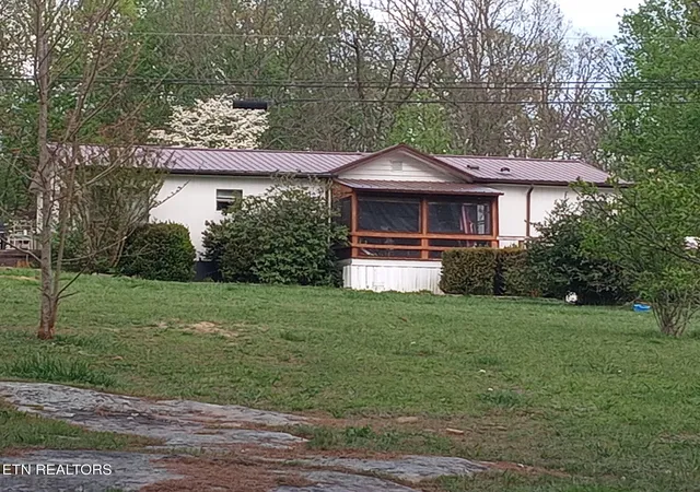 Photo 1 of Single family home for sale at 145 Florida Ave, Crossville, TN 38572 | MLS# 1336776 | Listing updated on 2026-05-13