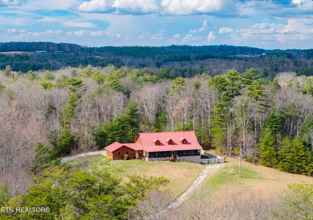 3rd image of 180 Mcjunkin Rd, Tellico Plains, TN 37385 | MLS# 1331864