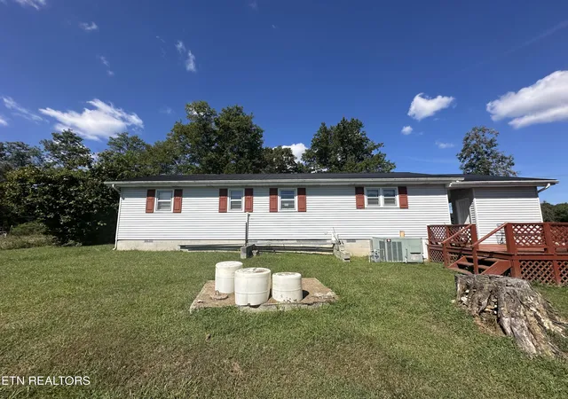 5th image of 101 N Alf Threet Rd, Jamestown, TN 38556 | MLS# 1331920