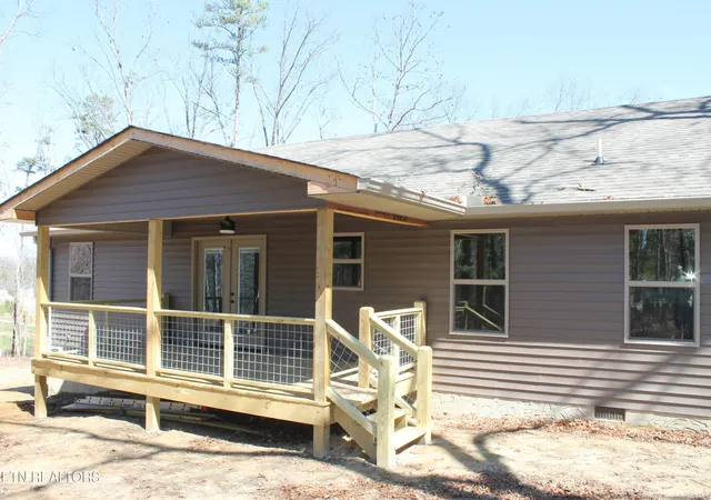 2nd image of 807 Dulog Tr, Jamestown, TN 38556 | MLS# 1331984