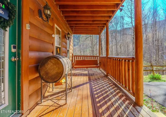 Homes for sale in Sevierville, TN | 3538 Wolf Wy, Sevierville, TN 37862 | MLS# 1334407