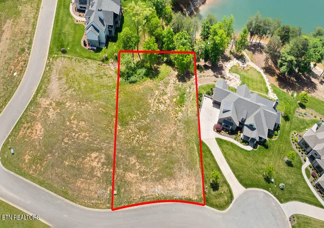 5th image of 1700 Bower Ct, Lenoir City, TN 37772 | MLS# 1338157