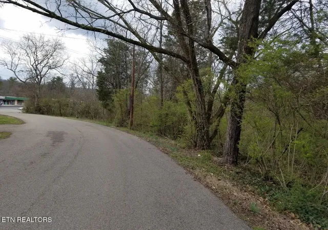 Photo 2 of Land for sale at 6106 Chapman Hwy, Knoxville, TN 37920 | MLS# 1332109 | Listing updated on 2026-04-25