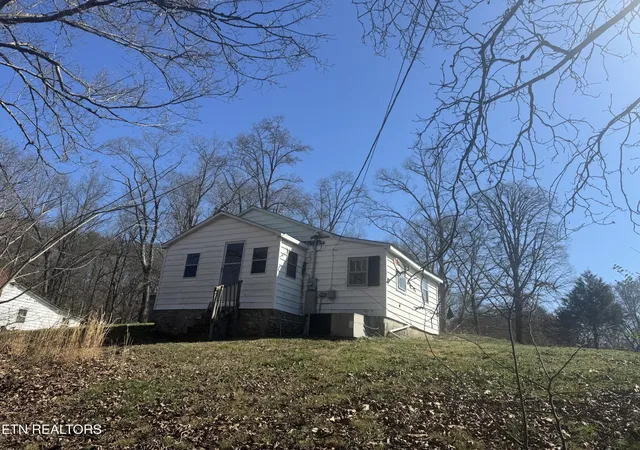 Homes for sale in Mascot, TN | 2516 Roseberry Rd, Mascot, TN 37806 | MLS# 1332142
