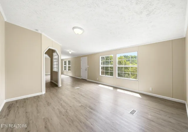 Homes for sale in Rogersville, TN | 835 Mountain View Rd, Rogersville, TN 37857 | MLS# 1332311