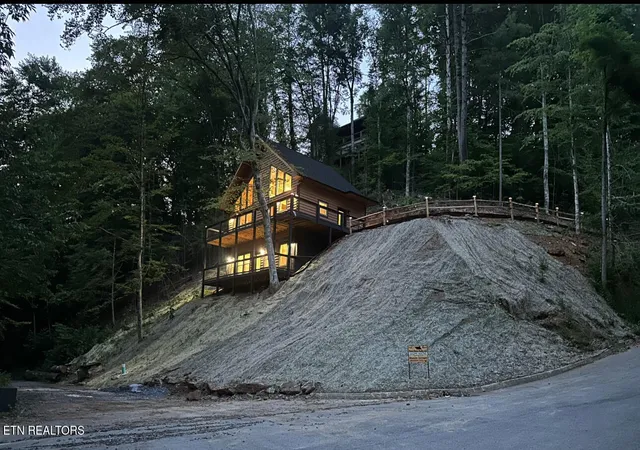 1st image of 866 Cabin Creek Wy, Sevierville, TN 37862 | MLS# 1332254