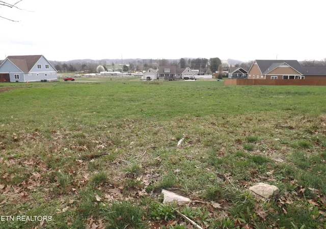 3rd image of 132 Auggie Belle Ln, Speedwell, TN 37870 | MLS# 1332272