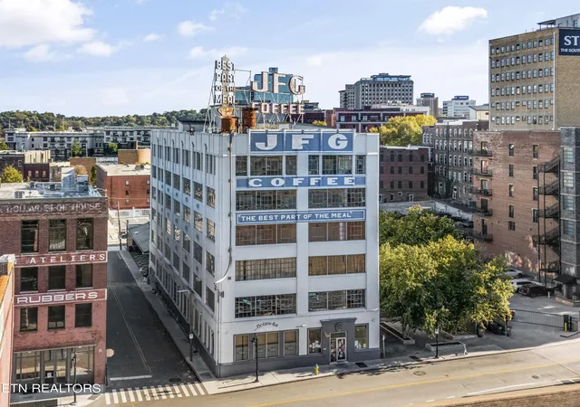 Photo 1 of Condo for sale at 200 W Jackson Ave #607, Knoxville, TN 37902 | MLS# 1332361 | Listing updated on 2026-08-27