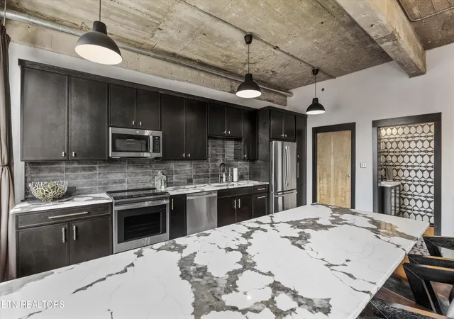 Photo 4 of Condo for sale at 200 W Jackson Ave #607, Knoxville, TN 37902 | MLS# 1332361 | Listing updated on 2026-08-27