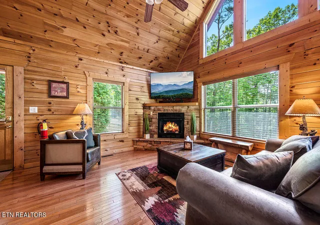 Photo 4 of Single family home for sale at 766 High Mountain Way, Gatlinburg, TN 37738 | MLS# 1332447 | Listing updated on 2026-09-12