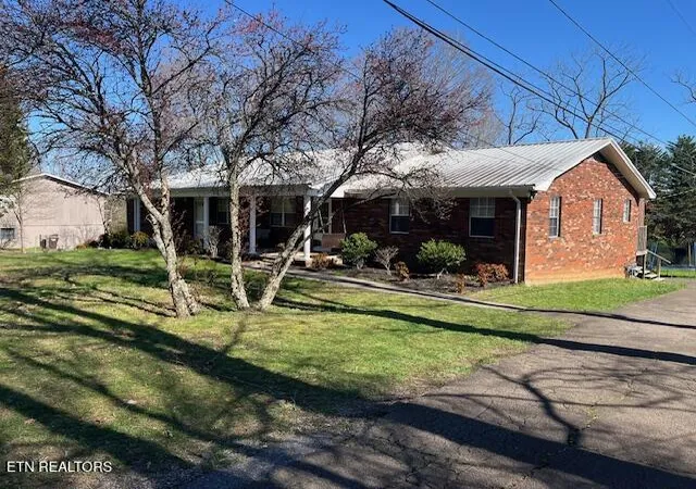Homes for sale in Knoxville, TN | 4352 Mccloud Rd, Knoxville, TN 37938 | MLS# 1332714