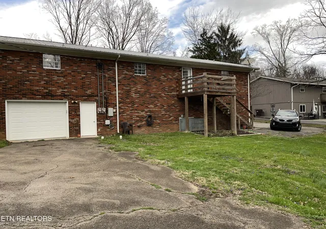 Homes for sale in Knoxville, TN | 4352 Mccloud Rd, Knoxville, TN 37938 | MLS# 1332714