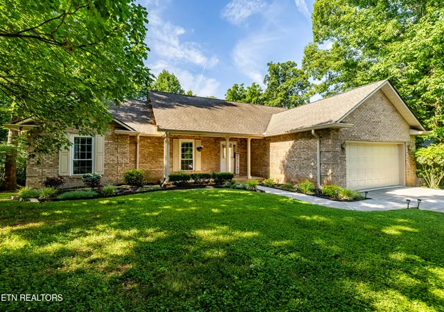 Homes for sale in Maryville, TN | 451 Timbercreek Dr, Maryville, TN 37803 | MLS# 1332522