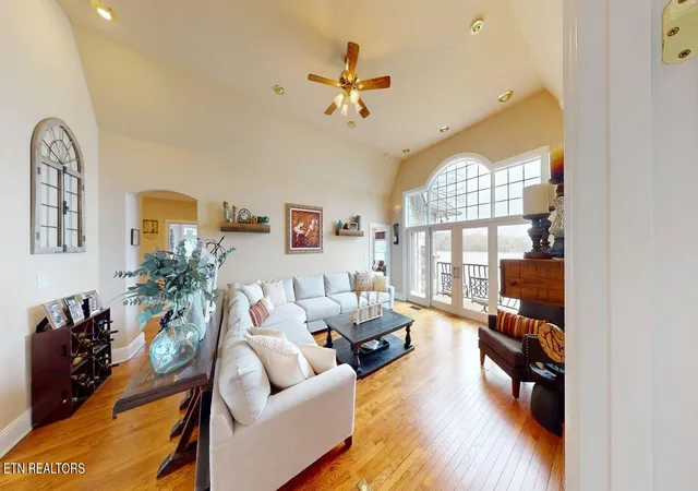 5th image of 275 Rock Point Dr, Vonore, TN 37885 | MLS# 1332584