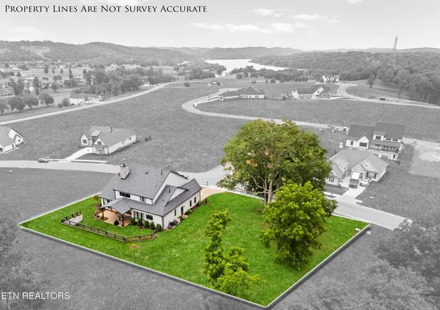 Homes for sale in Loudon, TN | 1730 Persimmon Rdg, Loudon, TN 37774 | MLS# 1332704