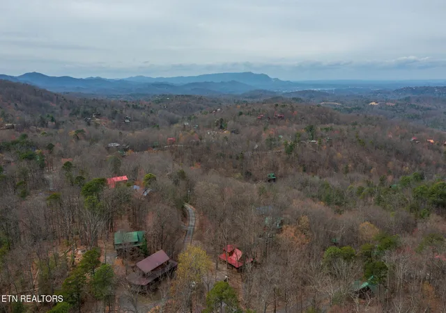 39th image of 2137 Red Bud Rd, Sevierville, TN 37876 | MLS# 1332569