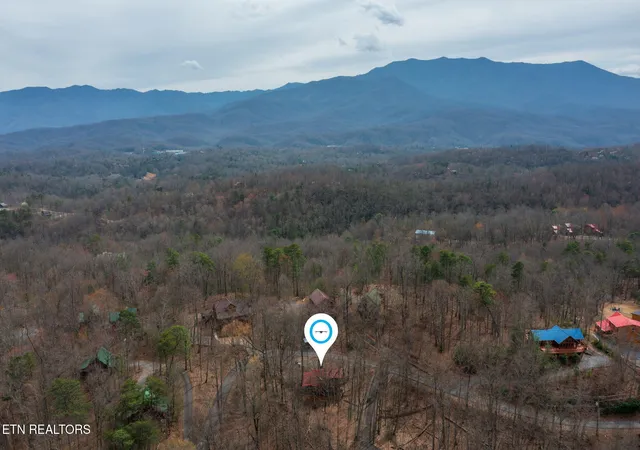 4th image of 2137 Red Bud Rd, Sevierville, TN 37876 | MLS# 1332569