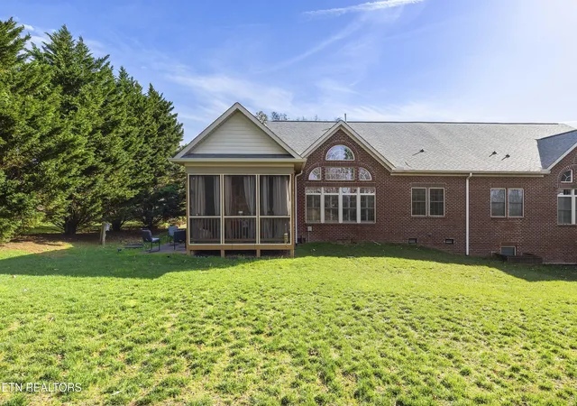 2nd image of 1892 Mountain Dr, Lenoir City, TN 37772 | MLS# 1332615