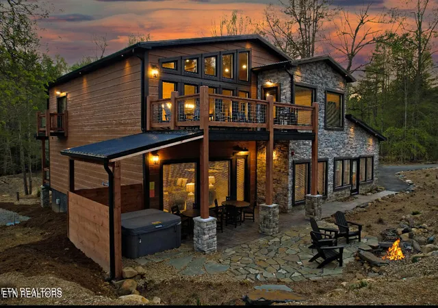 Photo 4 of Single family home for sale at 2227 Sawmill Cvs Dr, Sevierville, TN 37862 | MLS# 1333845 | Listing updated on 2026-03-24