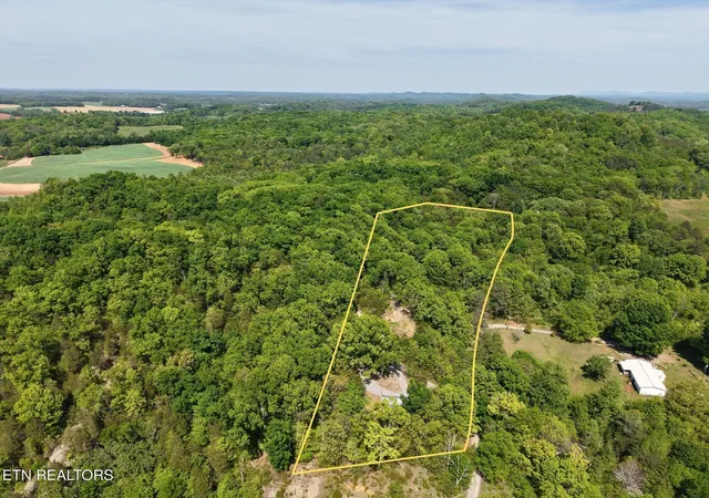 4th image of 137 Watt Rd, Sweetwater, TN 37874 | MLS# 1332795
