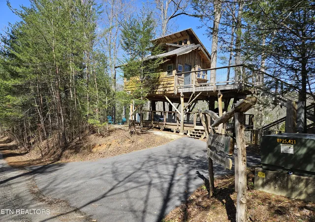 2nd image of 1233 Secona Wy, Sevierville, TN 37876 | MLS# 1332777