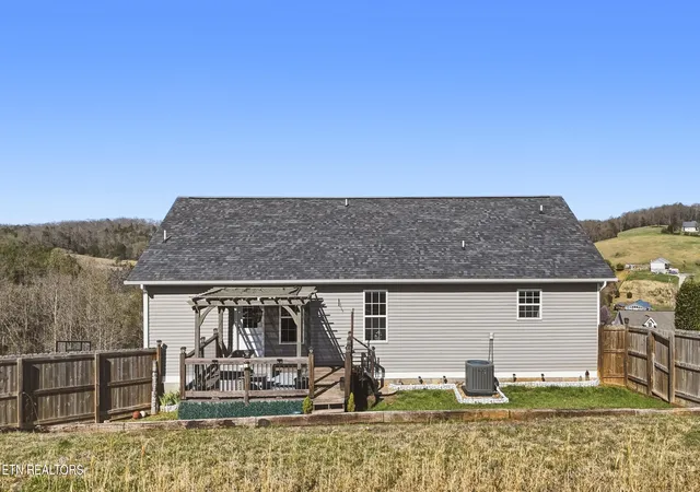 5th image of 2731 Lucille Ave, Kodak, TN 37764 | MLS# 1333184