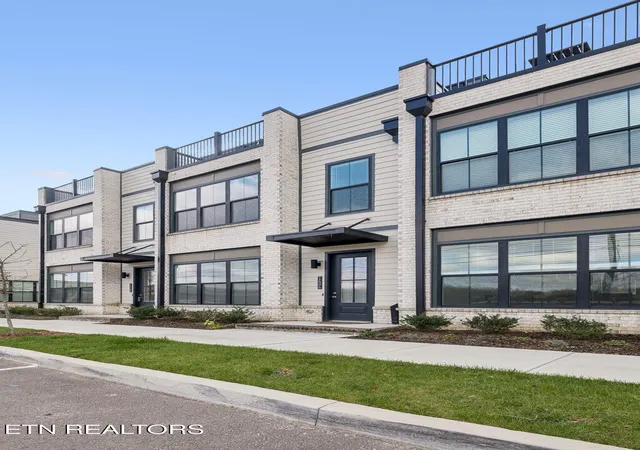 Photo 1 of Single family home for sale at 1406 Is Home Ave, Knoxville, TN 37920 | MLS# 1333304 | Listing updated on 2026-09-11